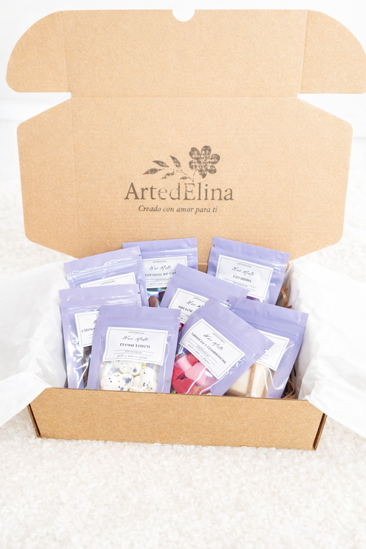 uestros wax melts de cera de soja son una alternativa segura y limpia a las velas tradicionales. La cera vegetal permite una mejor difusión del aroma y una mayor duración, creando ambientes acogedores y personalizados en cualquier espacio del hogar.