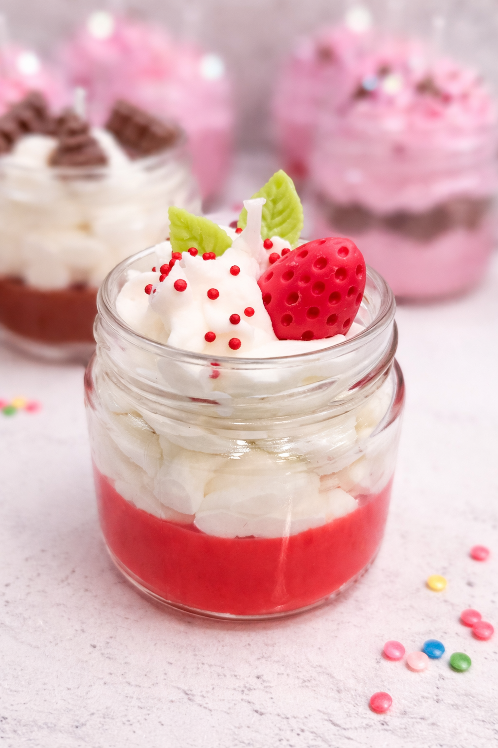 Vela gourmet artesanal aroma fresa con nata
